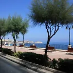 Апартаменты Modern In The Location, Perfect For Families