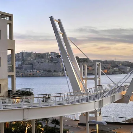 Modern In The Location, Perfect For Families Sliema
