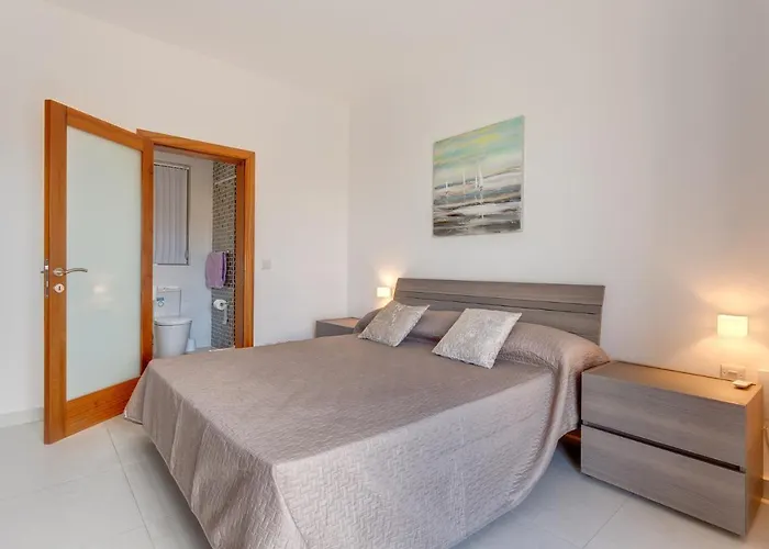 Modern In The Location, Perfect For Families * Sliema